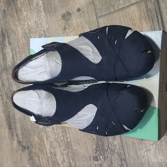 Earth Origins Shoes Like New Earth Origins Birdine Sandals Poshmark